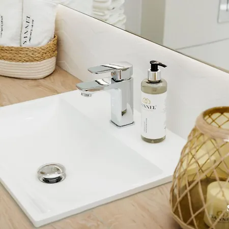 Lighthouse -sloneczne Tarasy Dziwnowek-sannel For Rent دجيفنوفيك